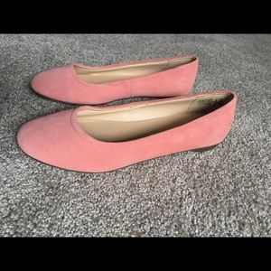 Land’s End blush pink flats